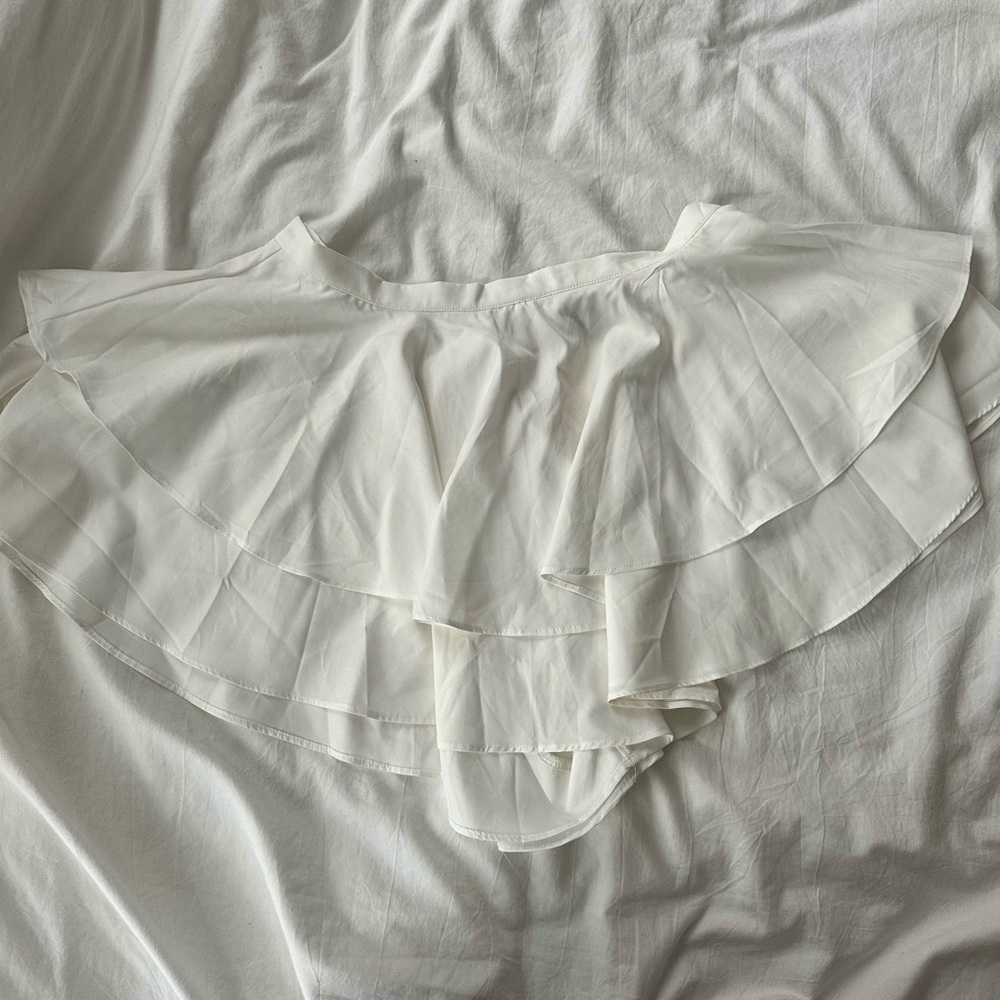 SHEIN Ruffle Skort ~ White L